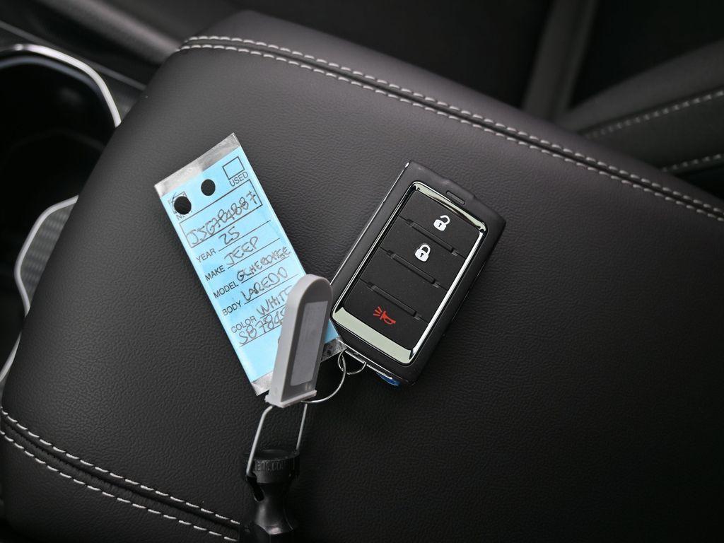 new 2025 Jeep Grand Cherokee car