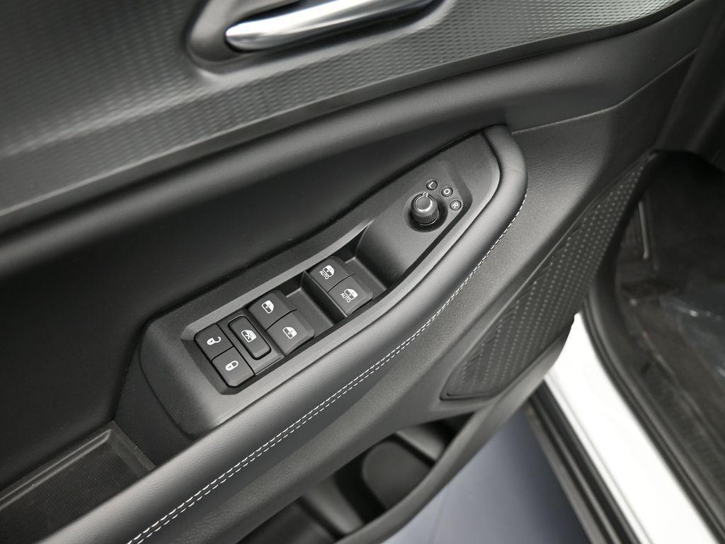 new 2025 Jeep Grand Cherokee car