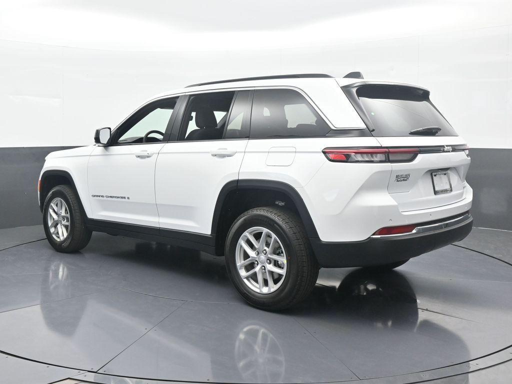 new 2025 Jeep Grand Cherokee car