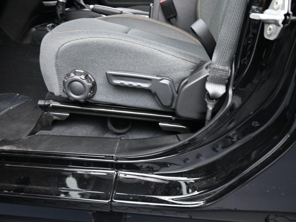 new 2025 Jeep Wrangler car
