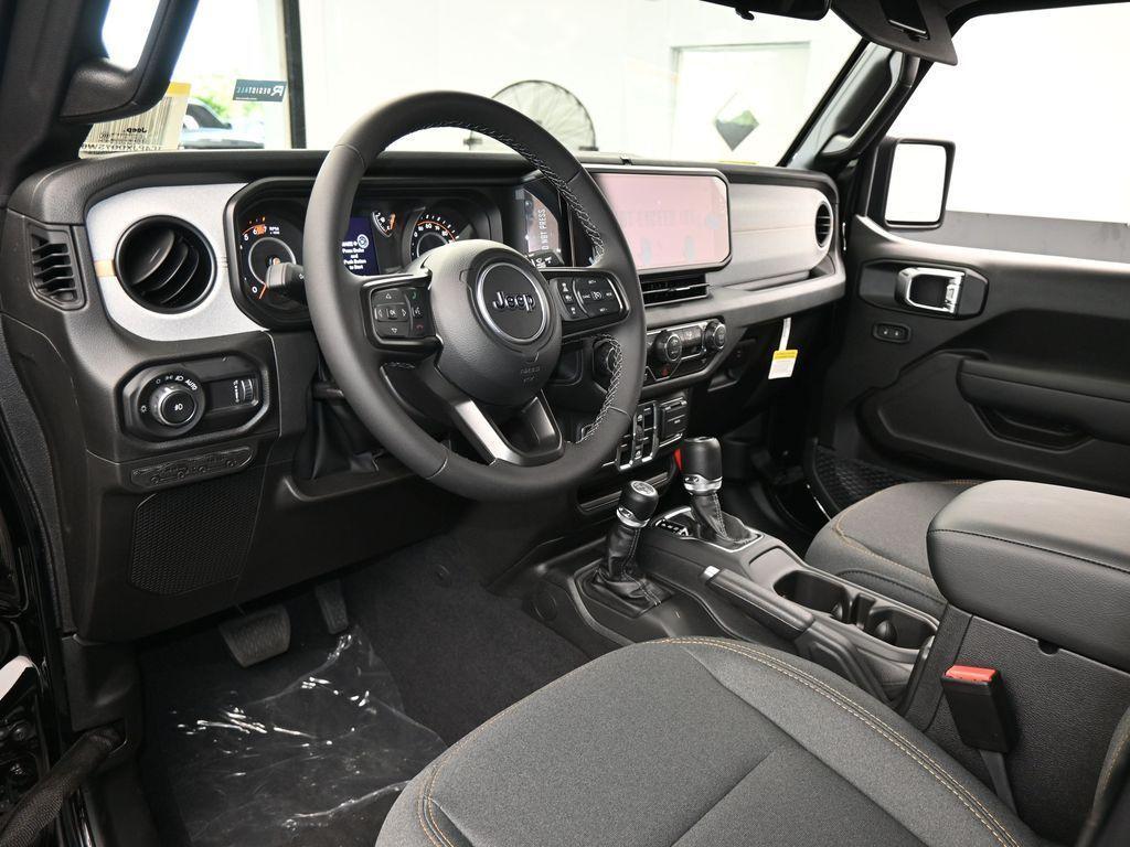 new 2025 Jeep Wrangler car