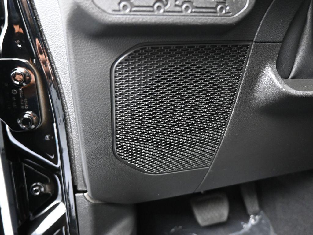 new 2025 Jeep Wrangler car