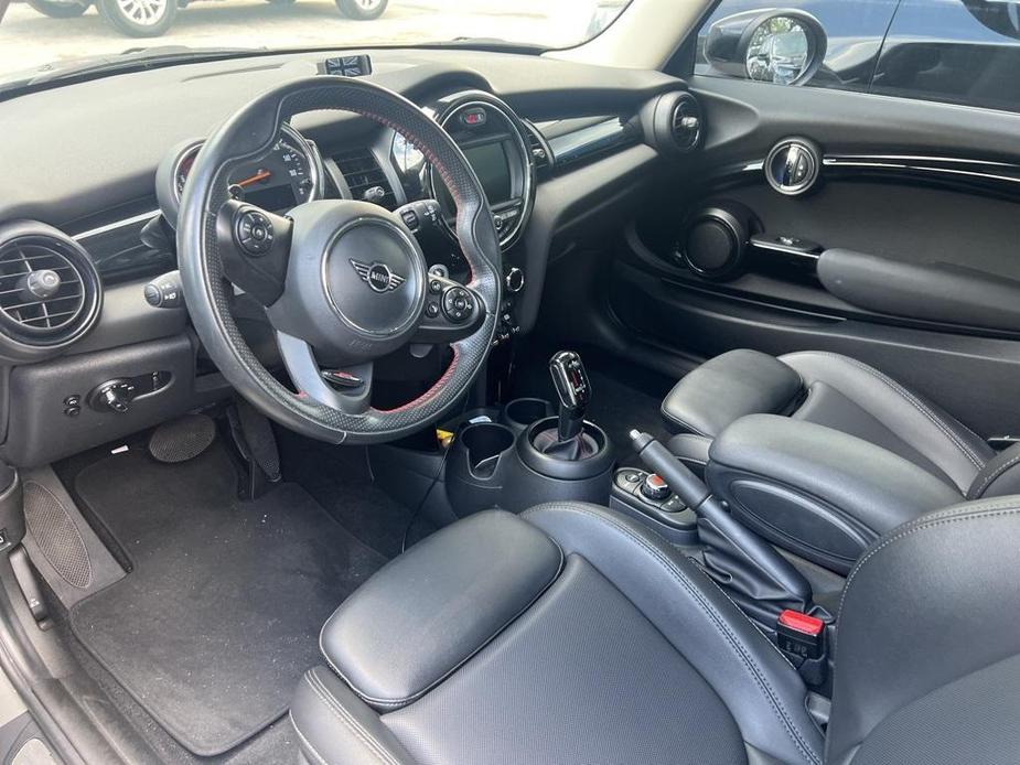 used 2020 MINI Hardtop car, priced at $18,583