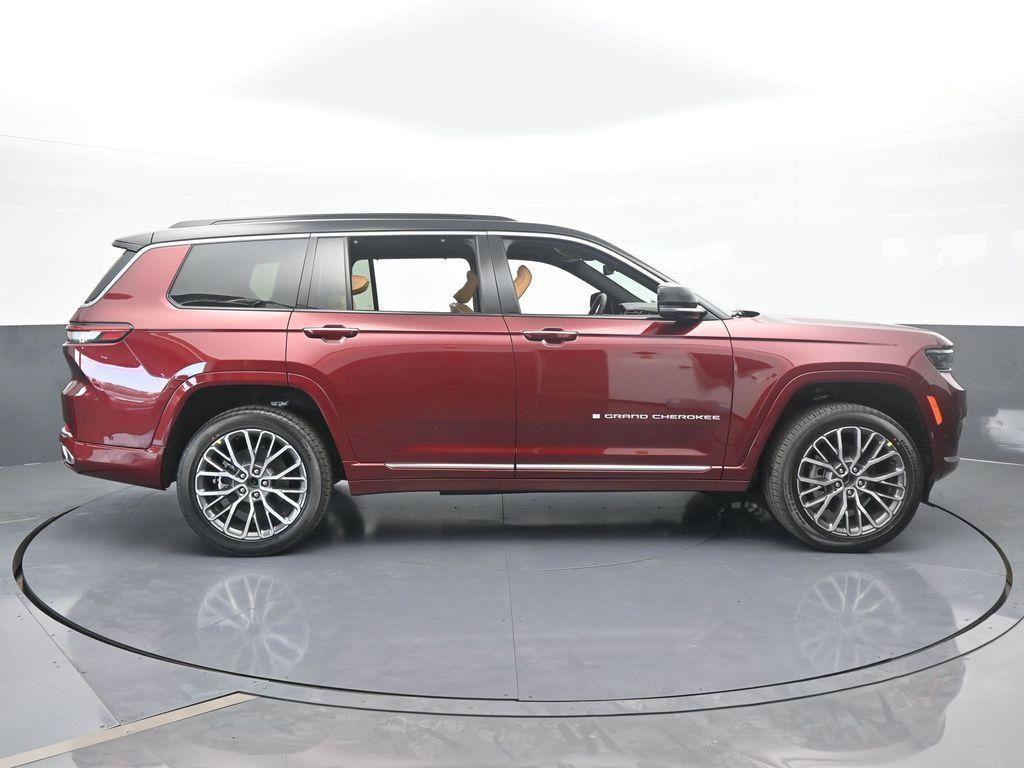 new 2025 Jeep Grand Cherokee L car