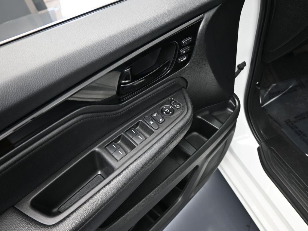 used 2022 Honda Odyssey car, priced at $31,995