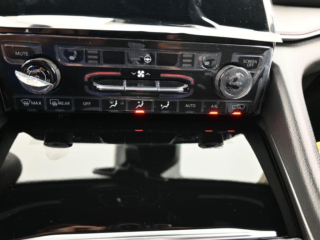 new 2025 Jeep Grand Cherokee car