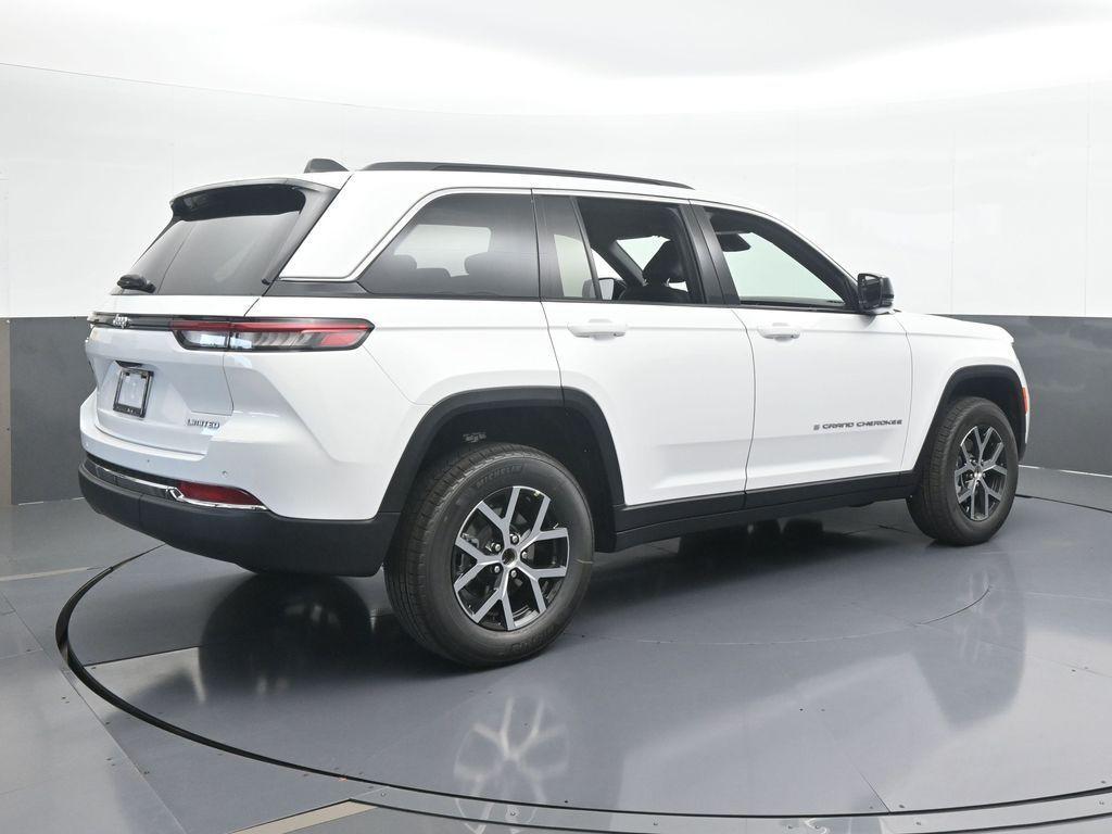 new 2025 Jeep Grand Cherokee car