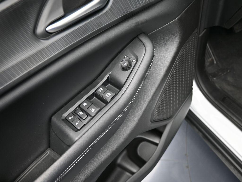 new 2024 Jeep Grand Cherokee L car, priced at $43,133