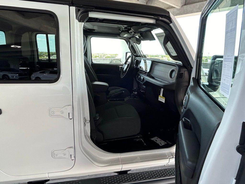 used 2024 Jeep Gladiator car, priced at $34,996