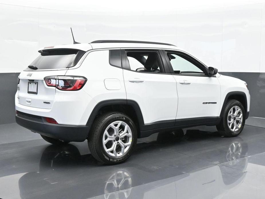 new 2025 Jeep Compass car, priced at $27,639