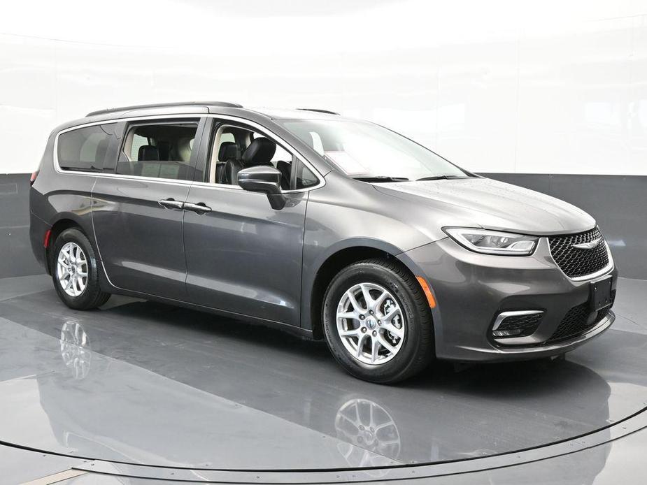 used 2022 Chrysler Pacifica car, priced at $18,796