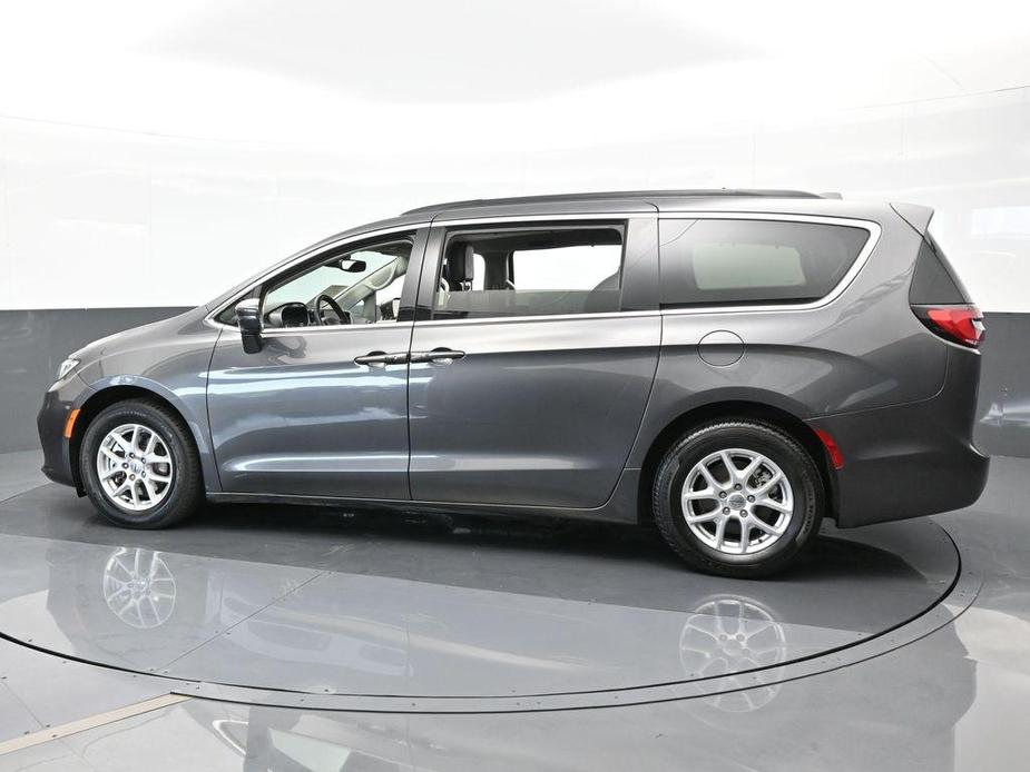 used 2022 Chrysler Pacifica car, priced at $18,796