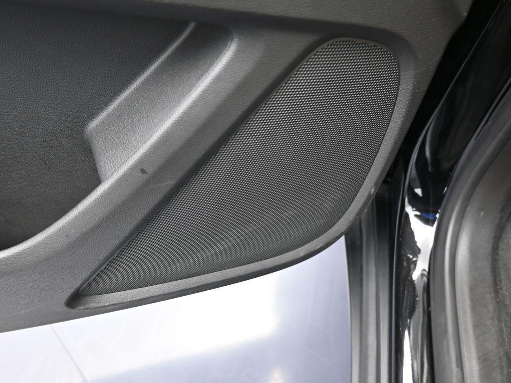 used 2022 Chevrolet Traverse car, priced at $24,350