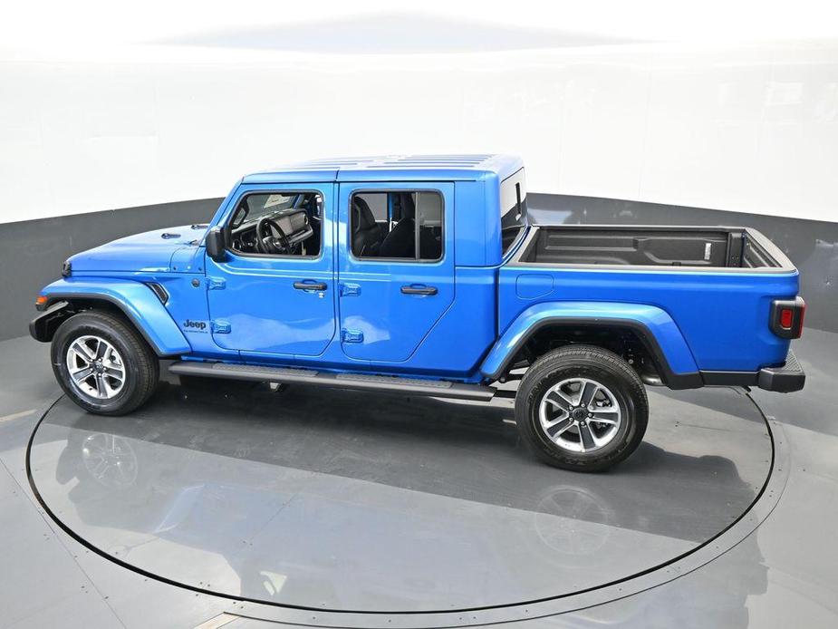 new 2024 Jeep Gladiator car, priced at $44,944