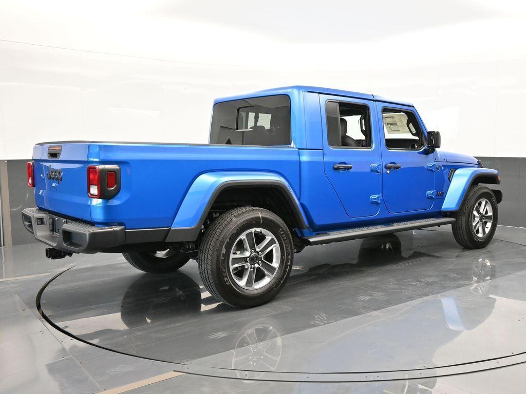 new 2024 Jeep Gladiator car, priced at $44,466