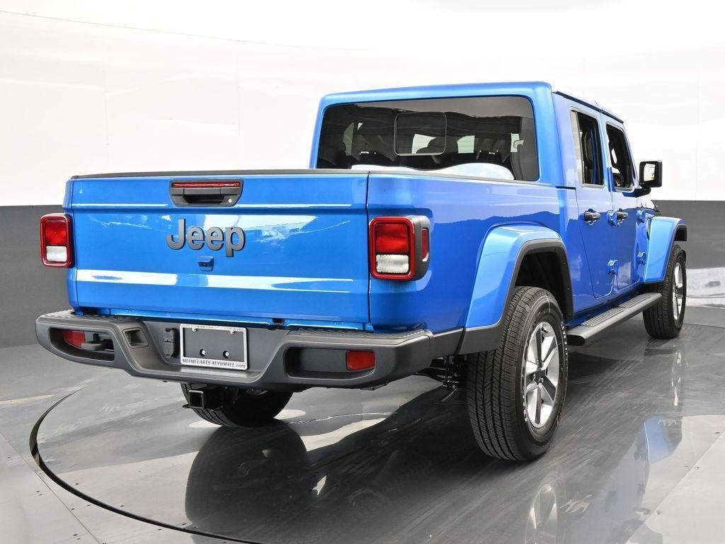 new 2024 Jeep Gladiator car, priced at $44,466
