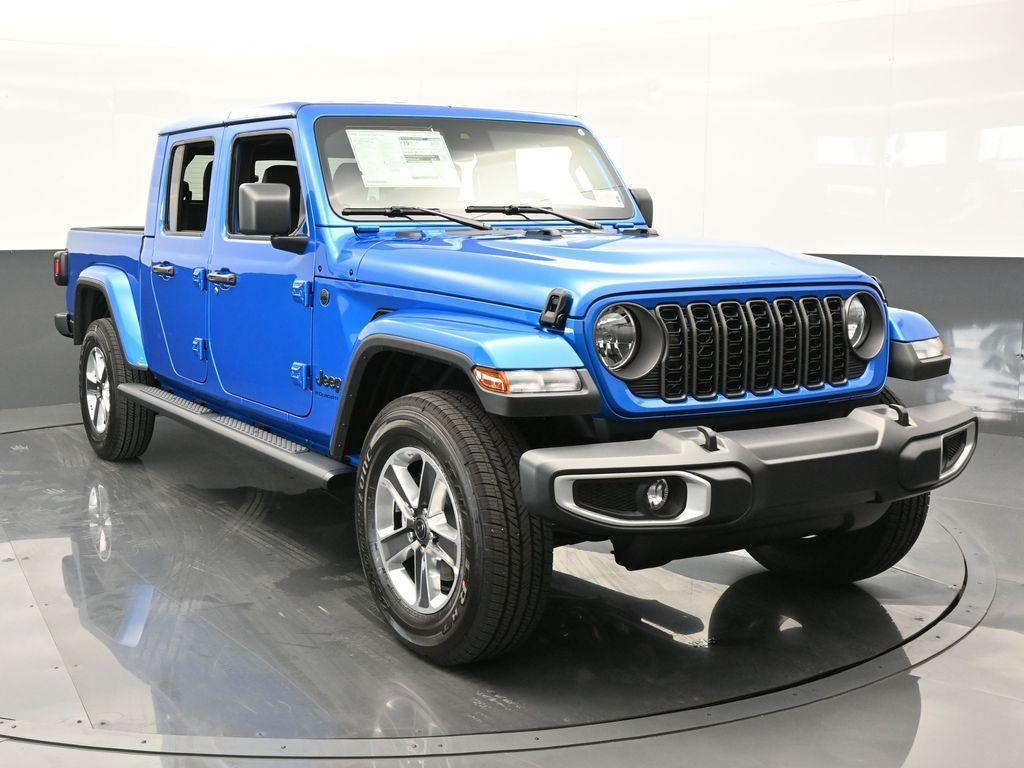 new 2024 Jeep Gladiator car, priced at $44,466