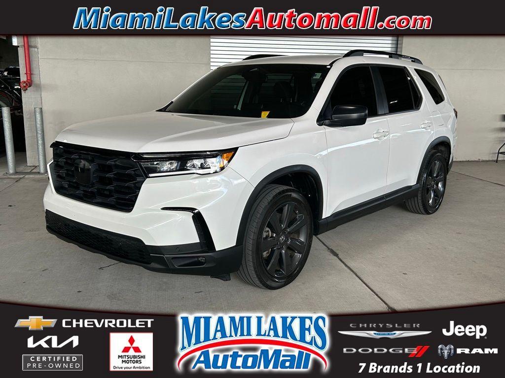 used 2023 Honda Pilot car, priced at $31,162