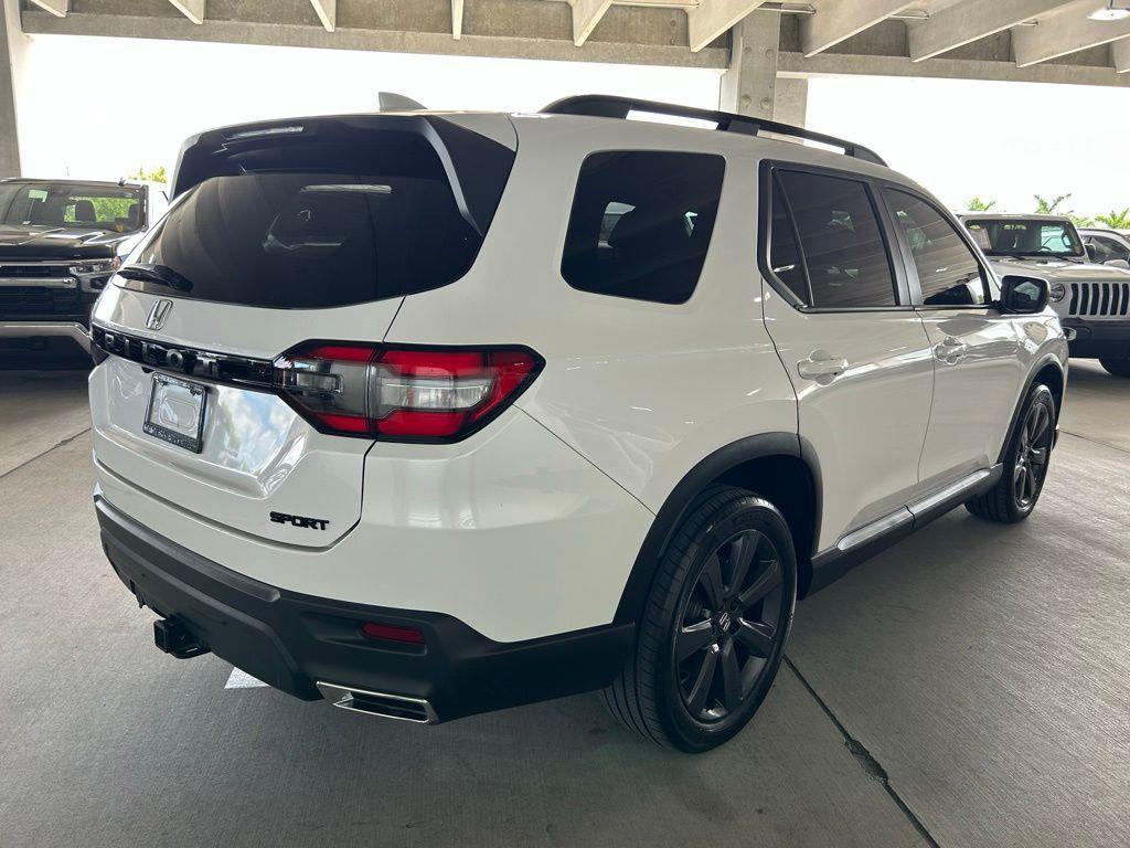 used 2023 Honda Pilot car, priced at $31,162