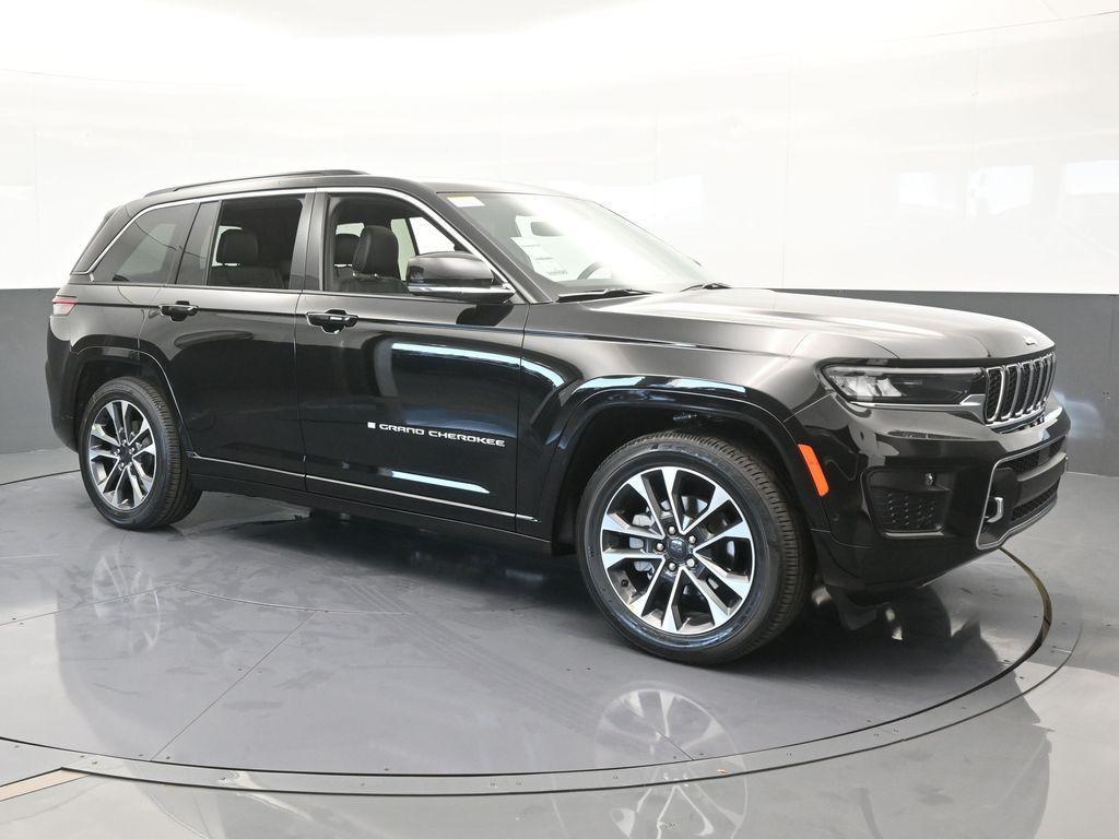 new 2025 Jeep Grand Cherokee car, priced at $54,829