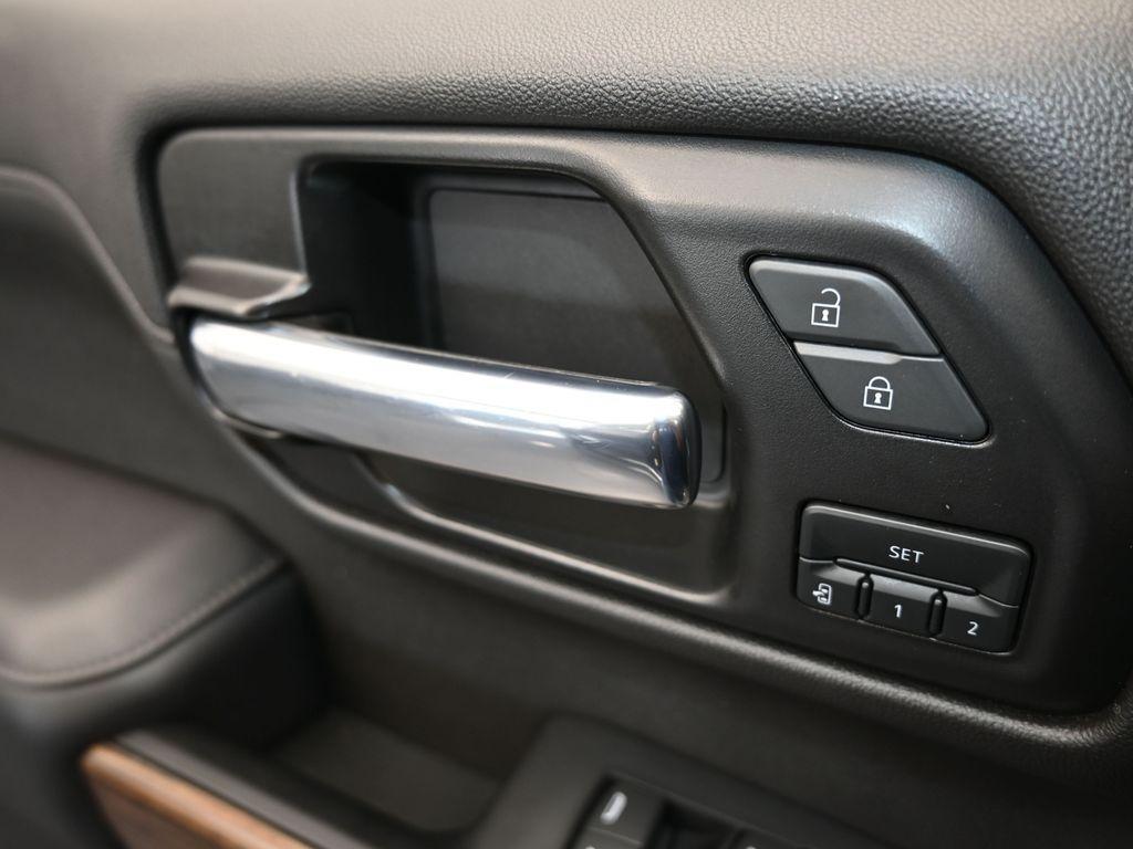 used 2022 Chevrolet Silverado 1500 Limited car, priced at $38,921