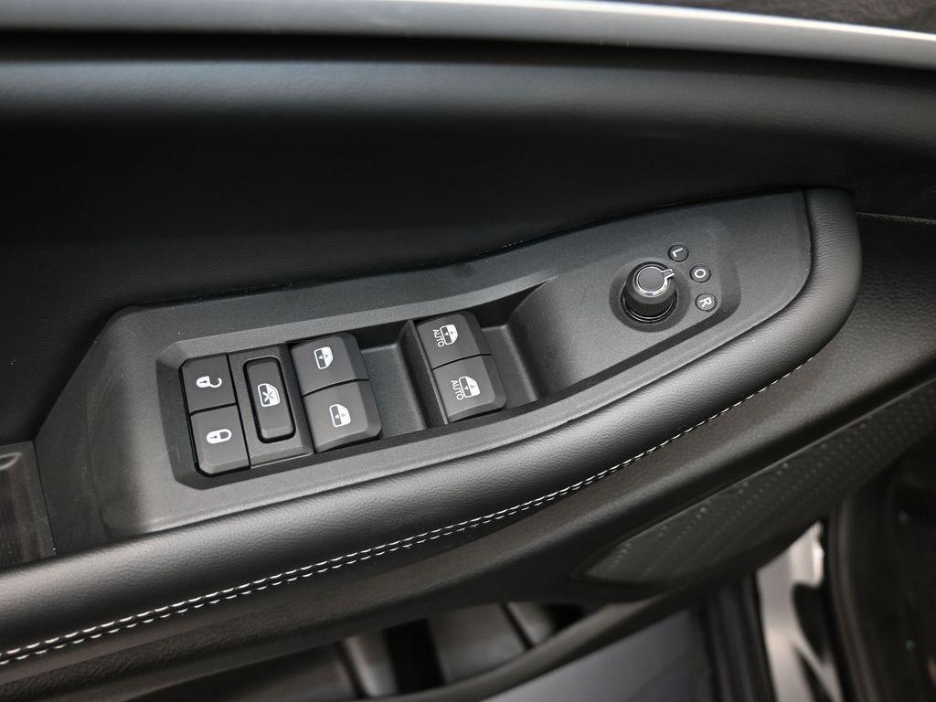 new 2025 Jeep Grand Cherokee L car