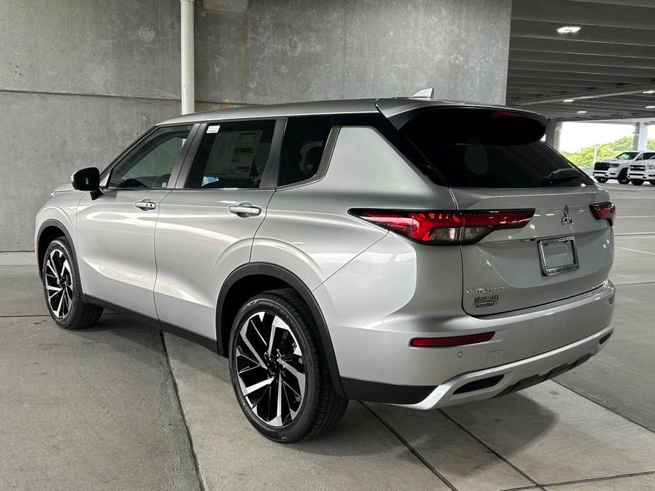 new 2024 Mitsubishi Outlander car, priced at $29,589