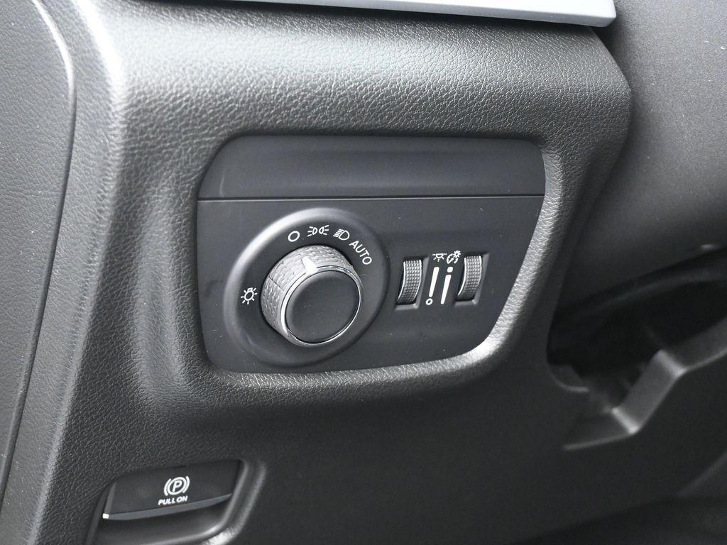 new 2025 Jeep Grand Cherokee car