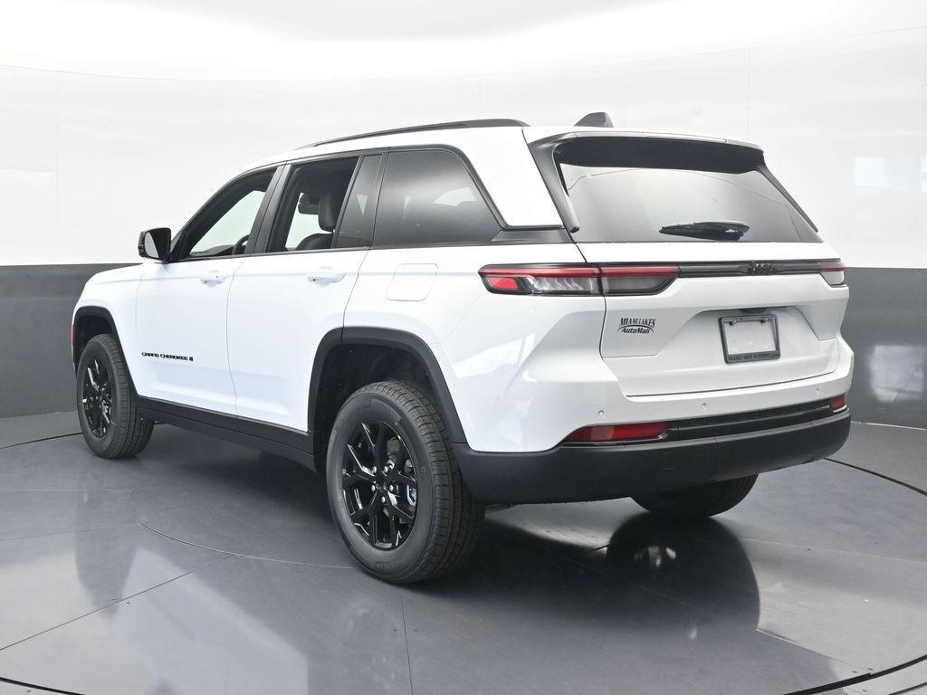 new 2025 Jeep Grand Cherokee car
