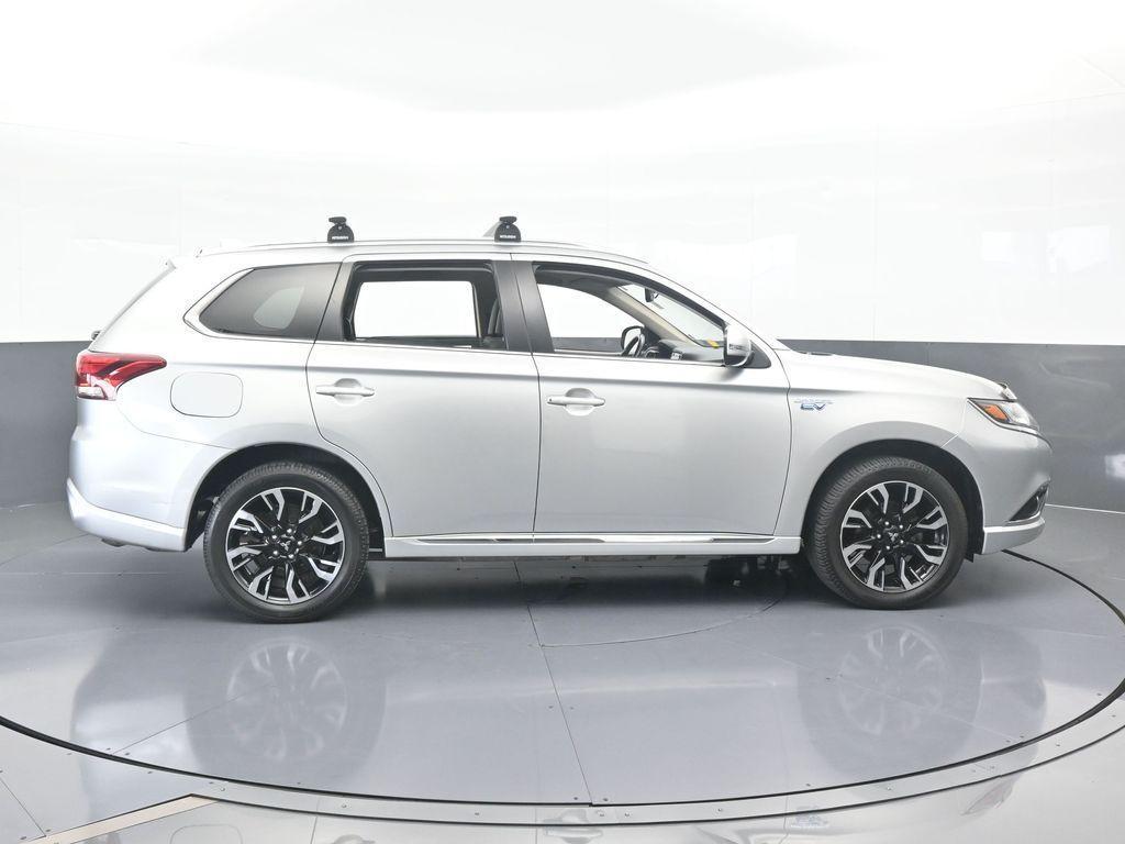 used 2018 Mitsubishi Outlander PHEV car, priced at $13,996