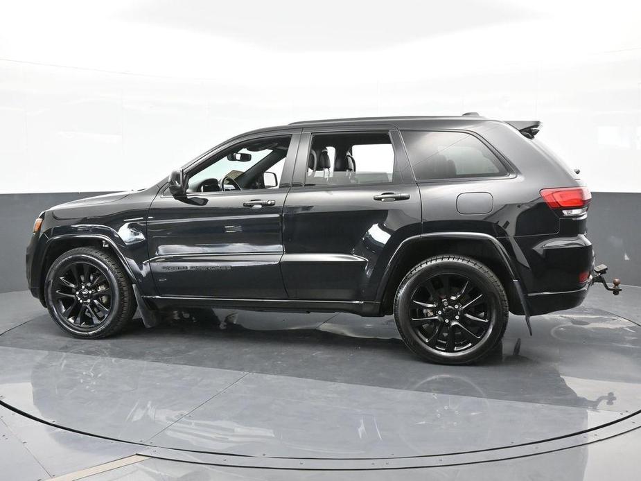 used 2017 Jeep Grand Cherokee car, priced at $15,996