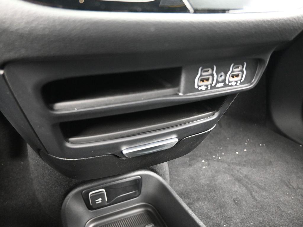 new 2025 Chrysler Pacifica car
