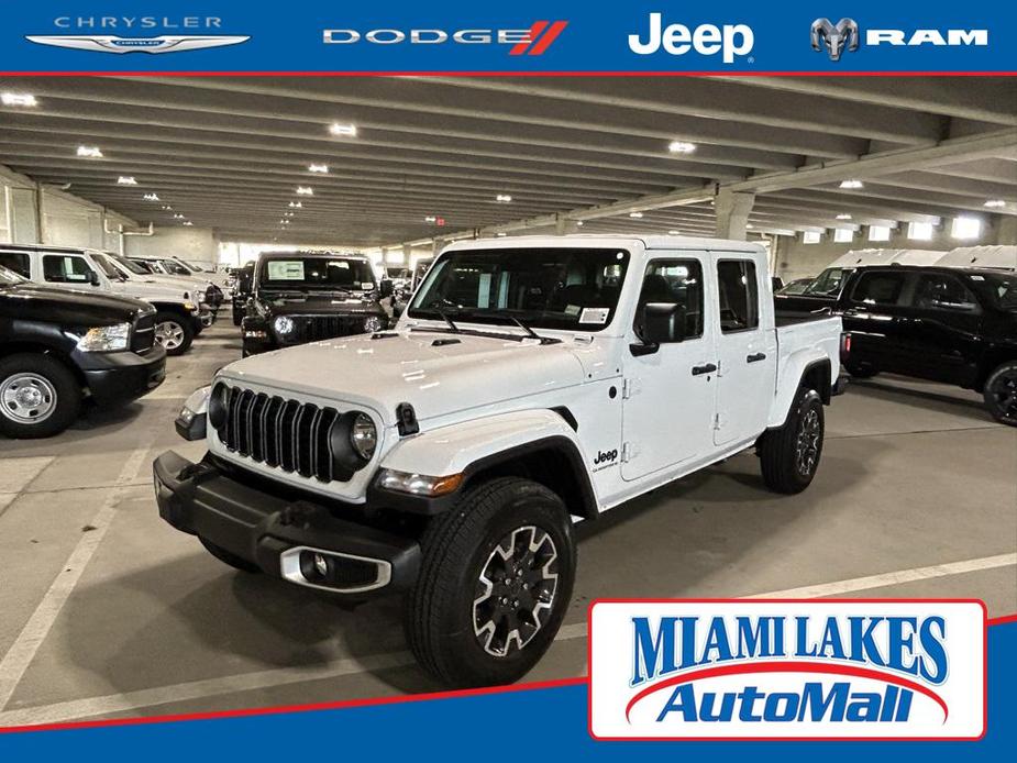 new 2024 Jeep Gladiator car, priced at $44,201