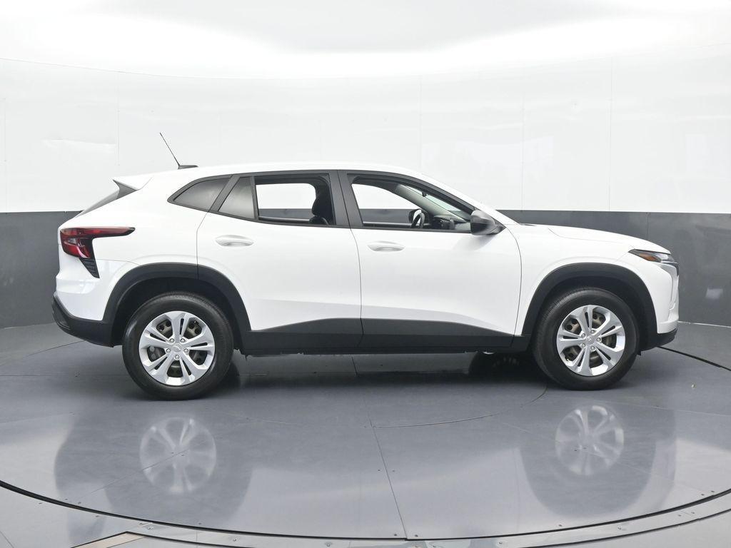 used 2024 Chevrolet Trax car, priced at $17,950