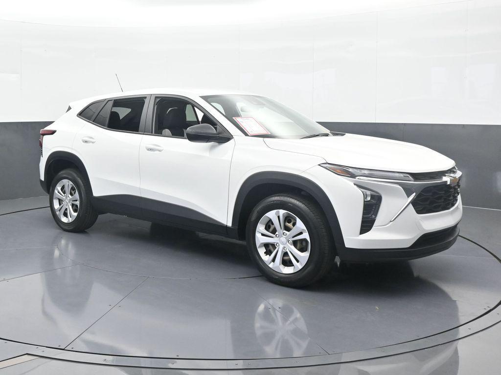 used 2024 Chevrolet Trax car, priced at $17,950