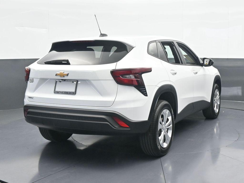 used 2024 Chevrolet Trax car, priced at $17,950