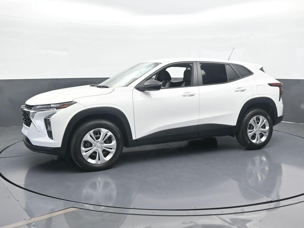 used 2024 Chevrolet Trax car, priced at $17,950
