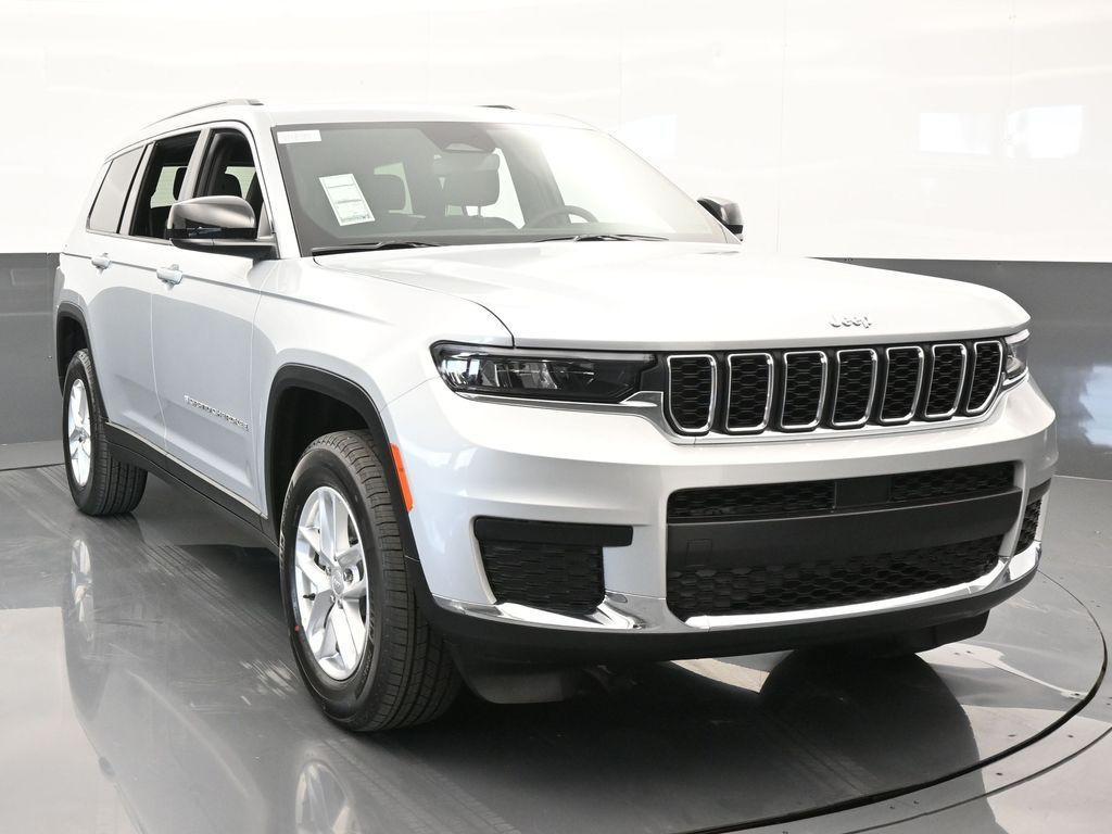 new 2024 Jeep Grand Cherokee L car, priced at $42,159