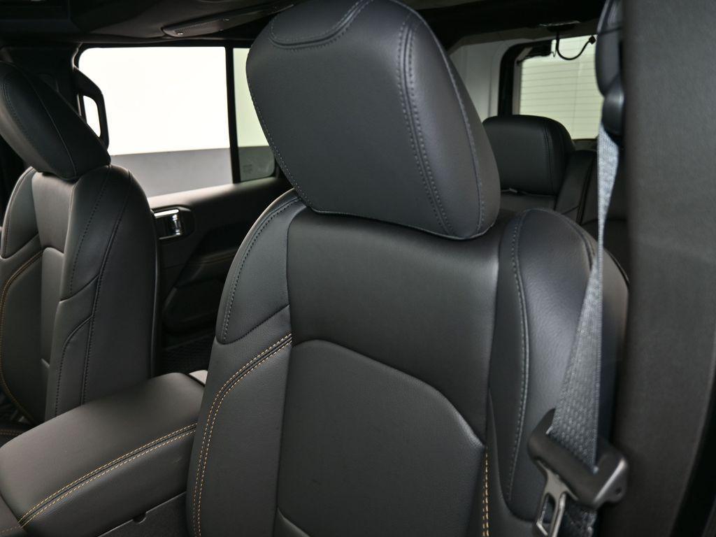 new 2025 Jeep Wrangler car, priced at $54,771