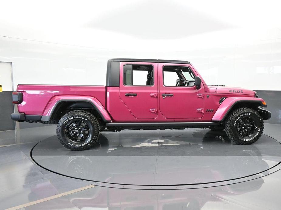 new 2024 Jeep Gladiator car, priced at $48,685