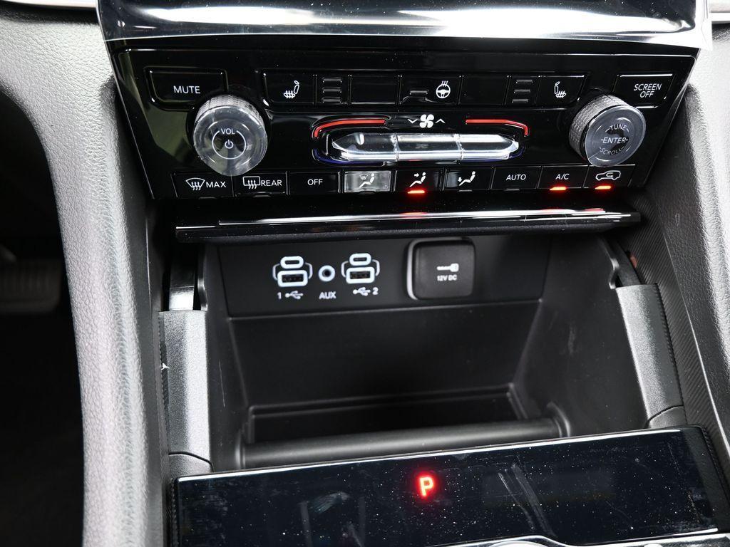 new 2025 Jeep Grand Cherokee car