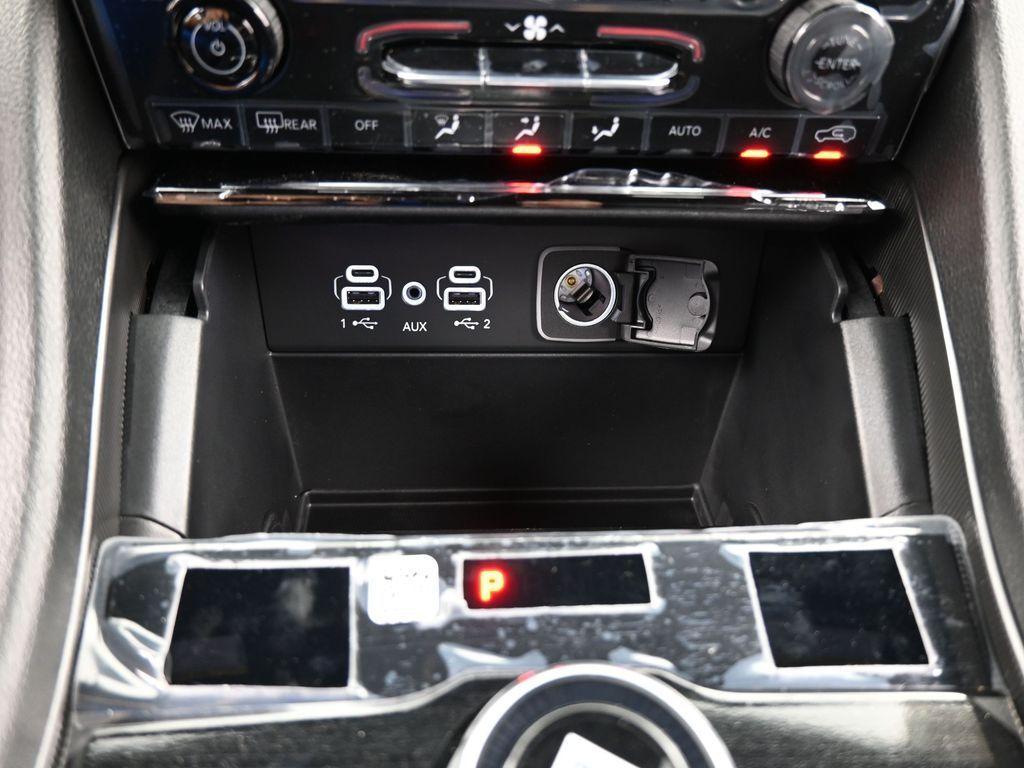 new 2025 Jeep Grand Cherokee car