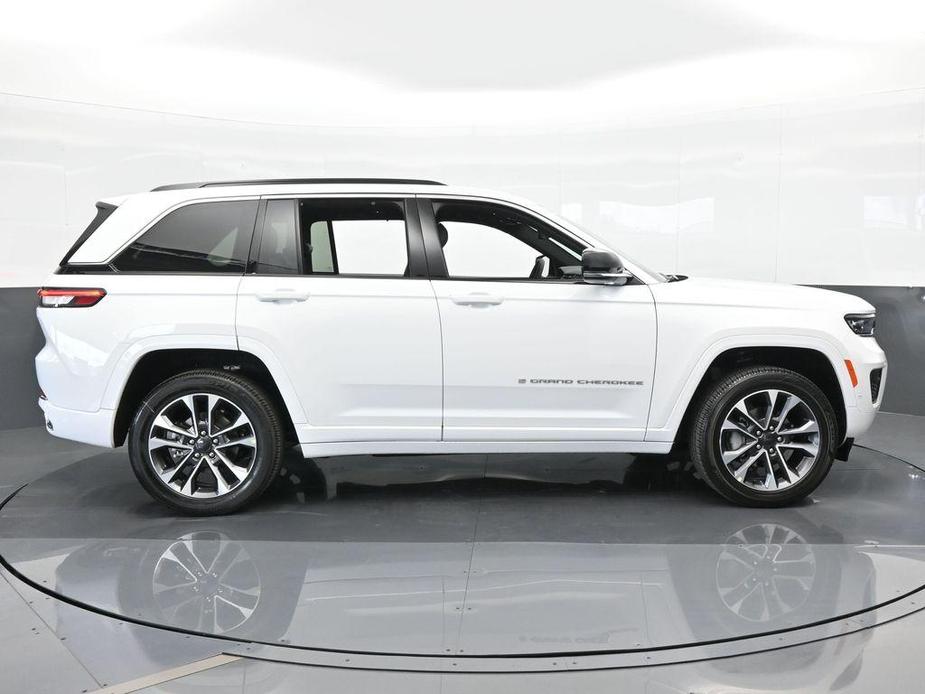 new 2024 Jeep Grand Cherokee car, priced at $50,721