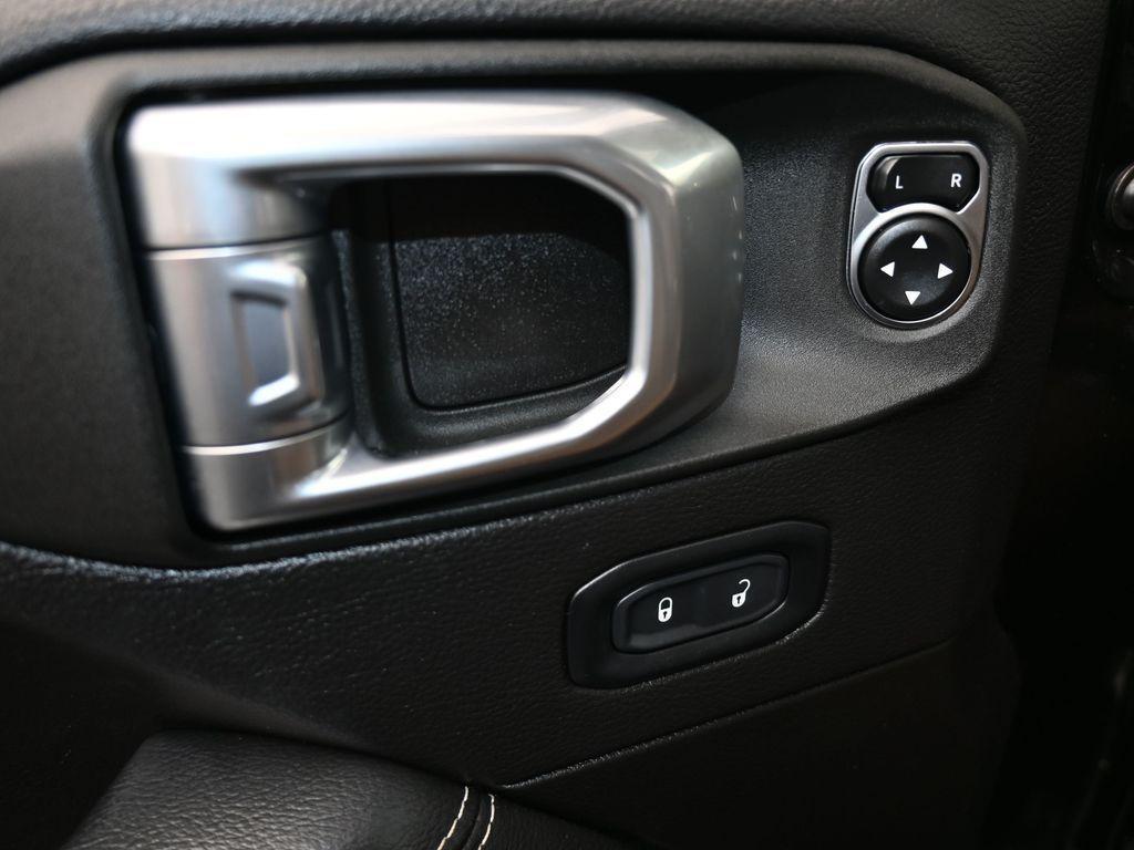 used 2022 Jeep Wrangler Unlimited car, priced at $37,950