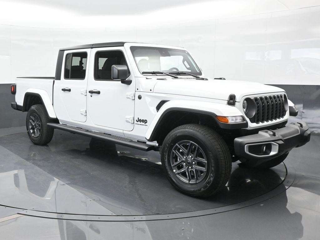 used 2024 Jeep Gladiator car, priced at $36,950