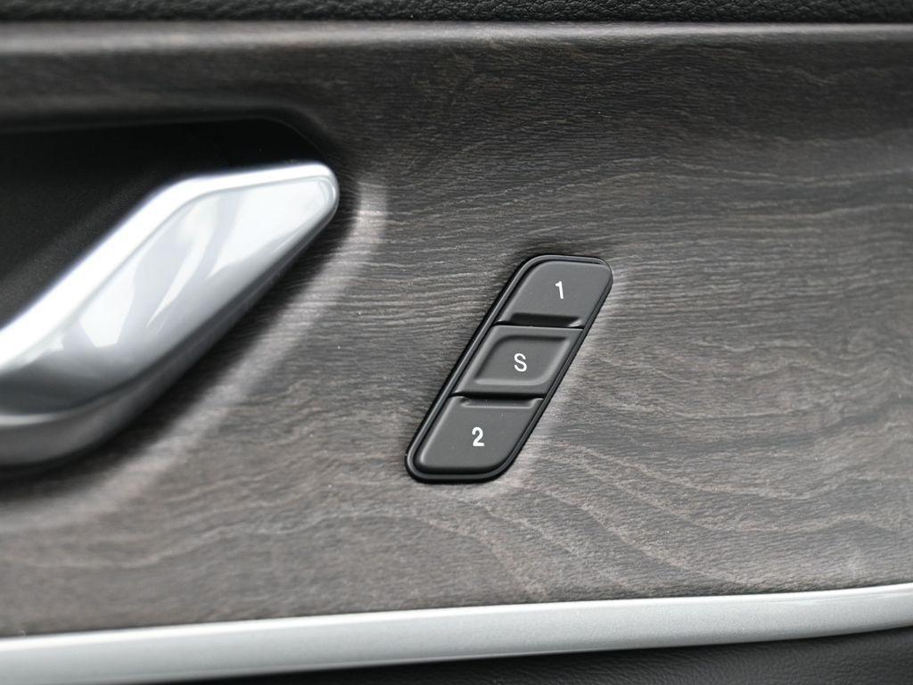 new 2025 Jeep Grand Cherokee car