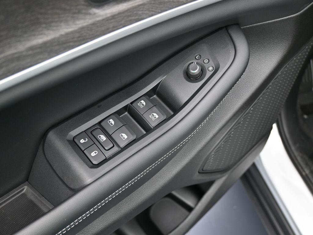 new 2025 Jeep Grand Cherokee car