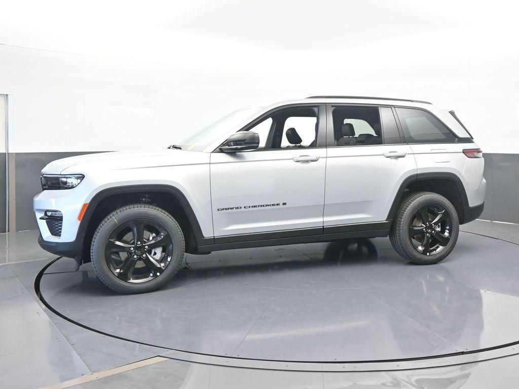 new 2025 Jeep Grand Cherokee car