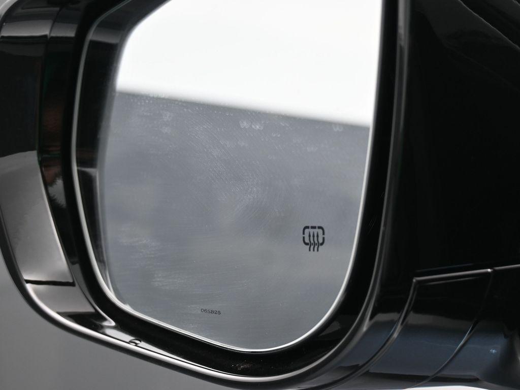 new 2025 Jeep Grand Cherokee car