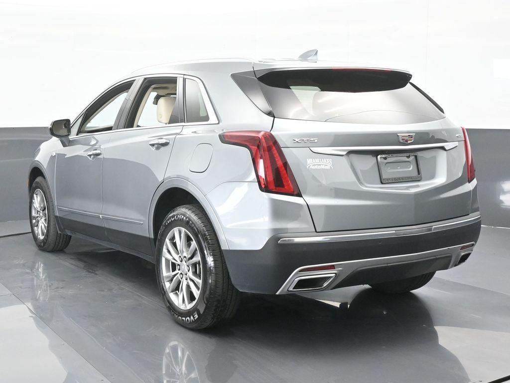 used 2023 Cadillac XT5 car, priced at $28,996